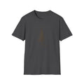 T-shirt silhouette d'arbre au sommet d'une colline